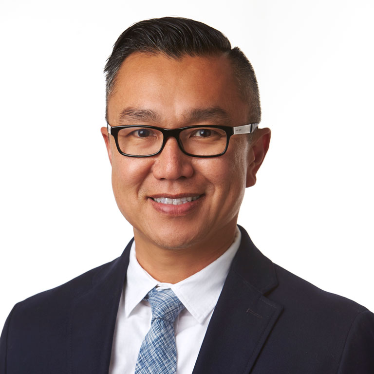 Portrait of Dr. Yung Nguyen